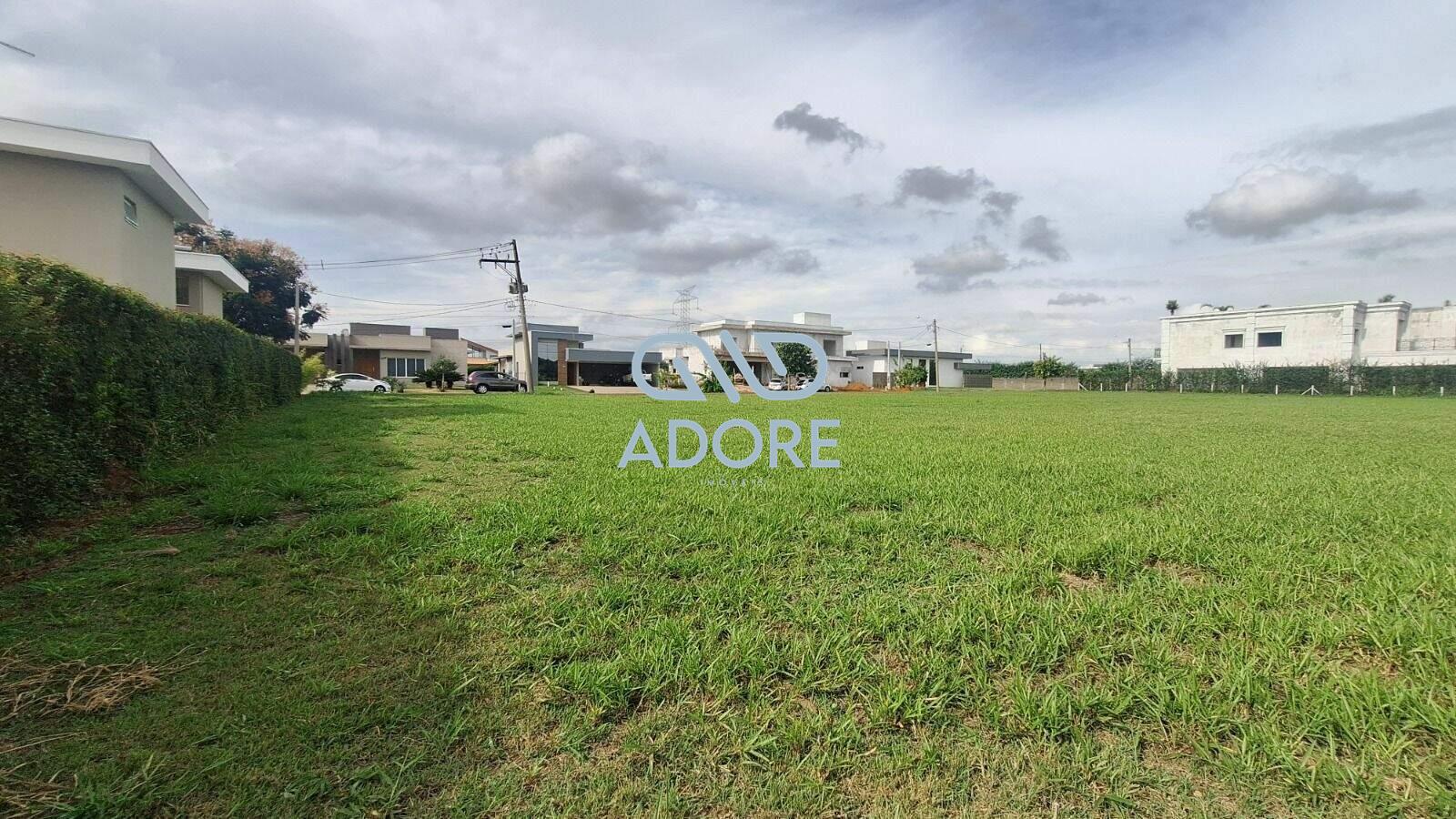 Terreno à venda no Condomínio Primavera : 