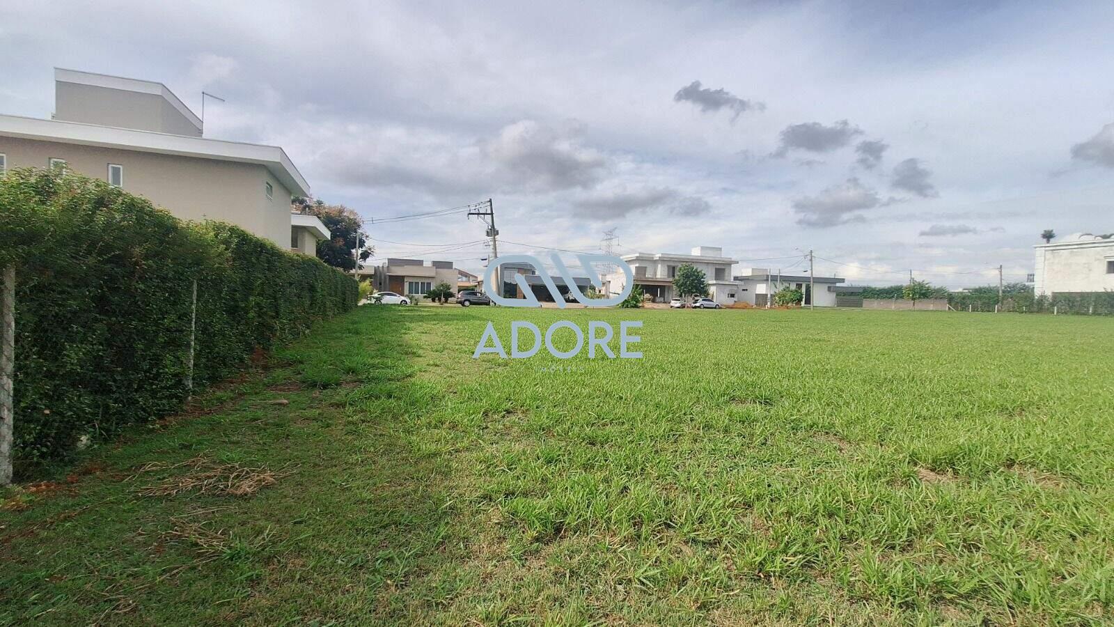 Terreno à venda no Condomínio Primavera : 