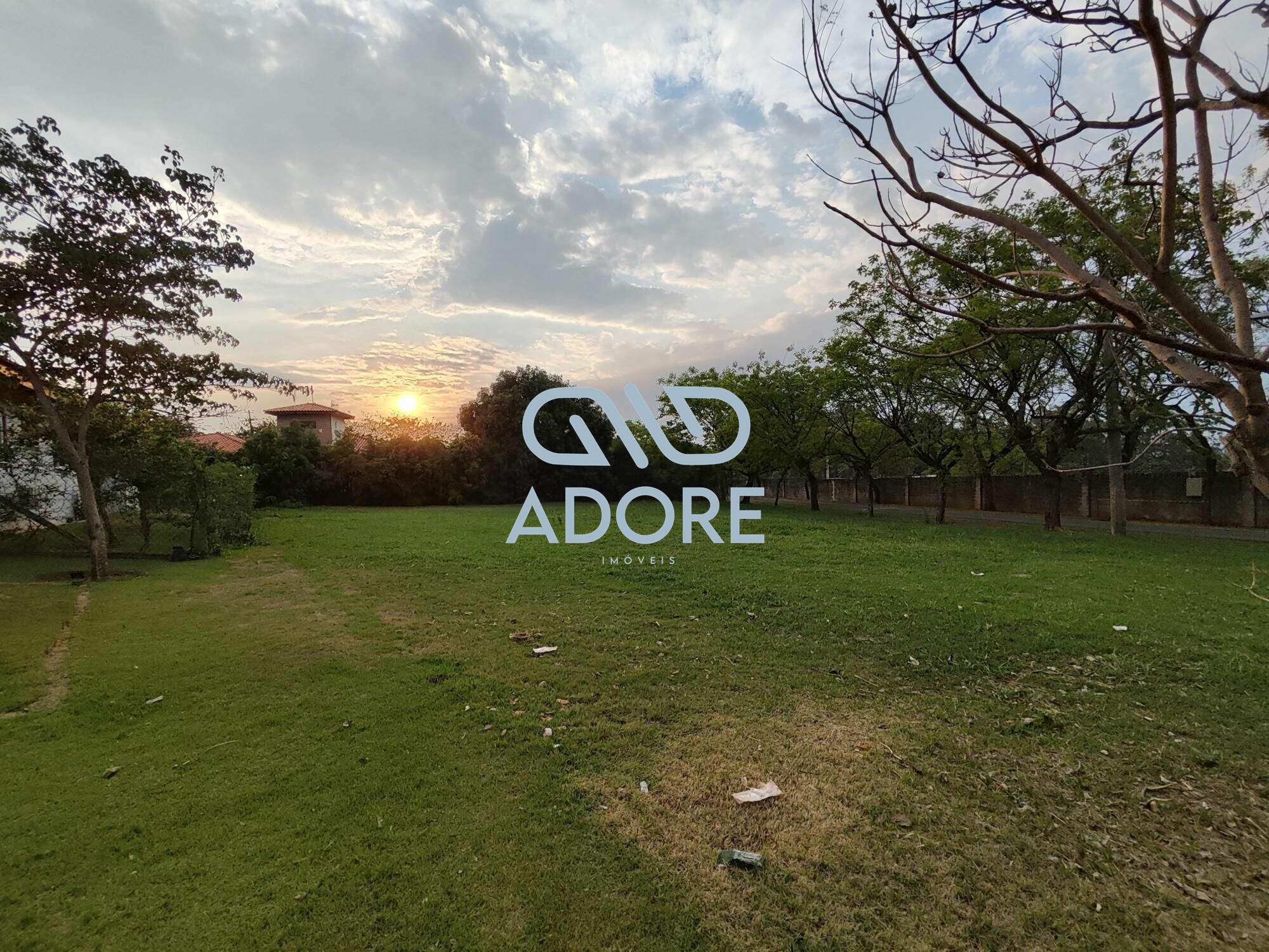 Terreno à venda no Condomínio Primavera : 