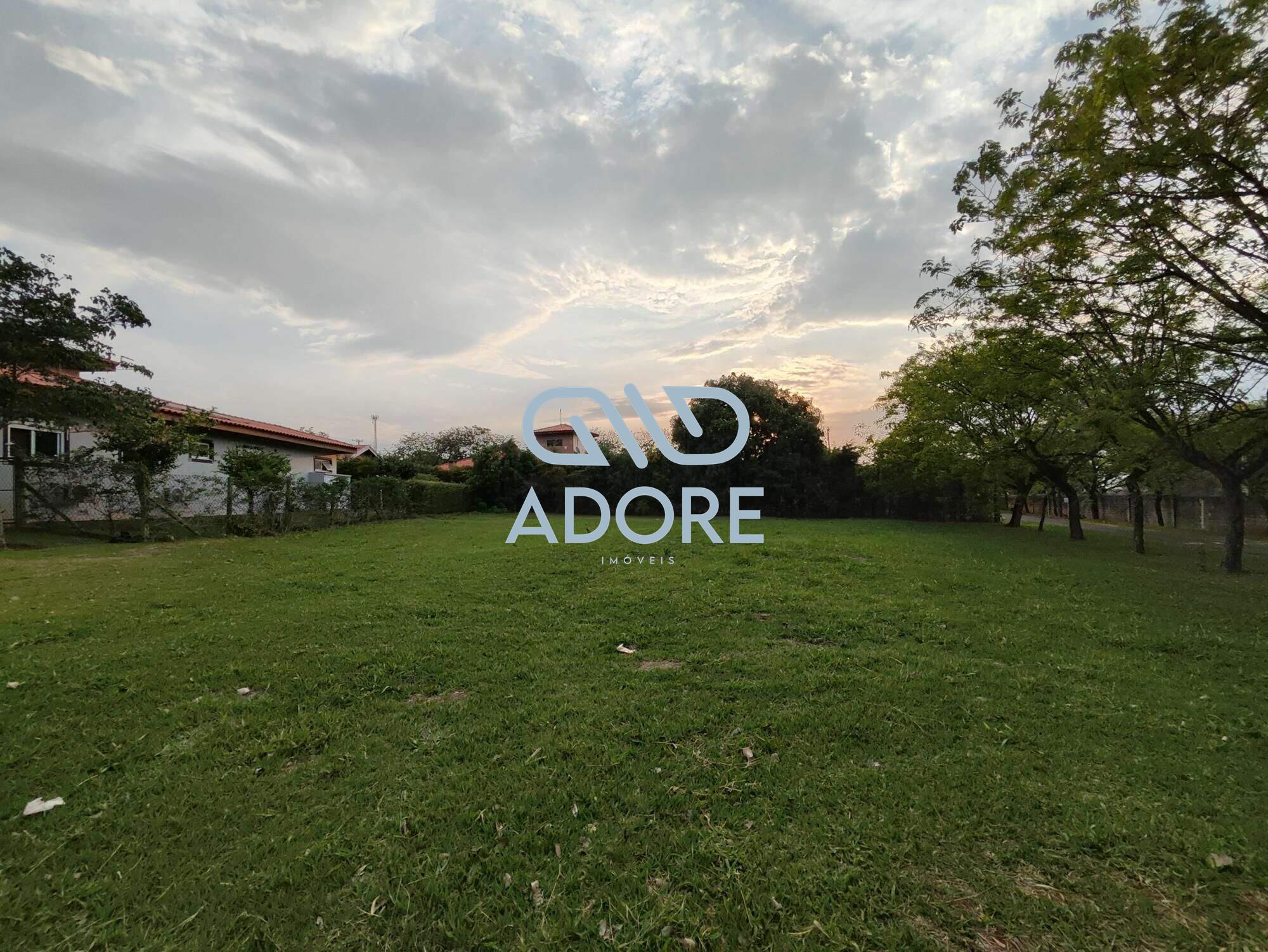 Terreno à venda no Condomínio Primavera : 