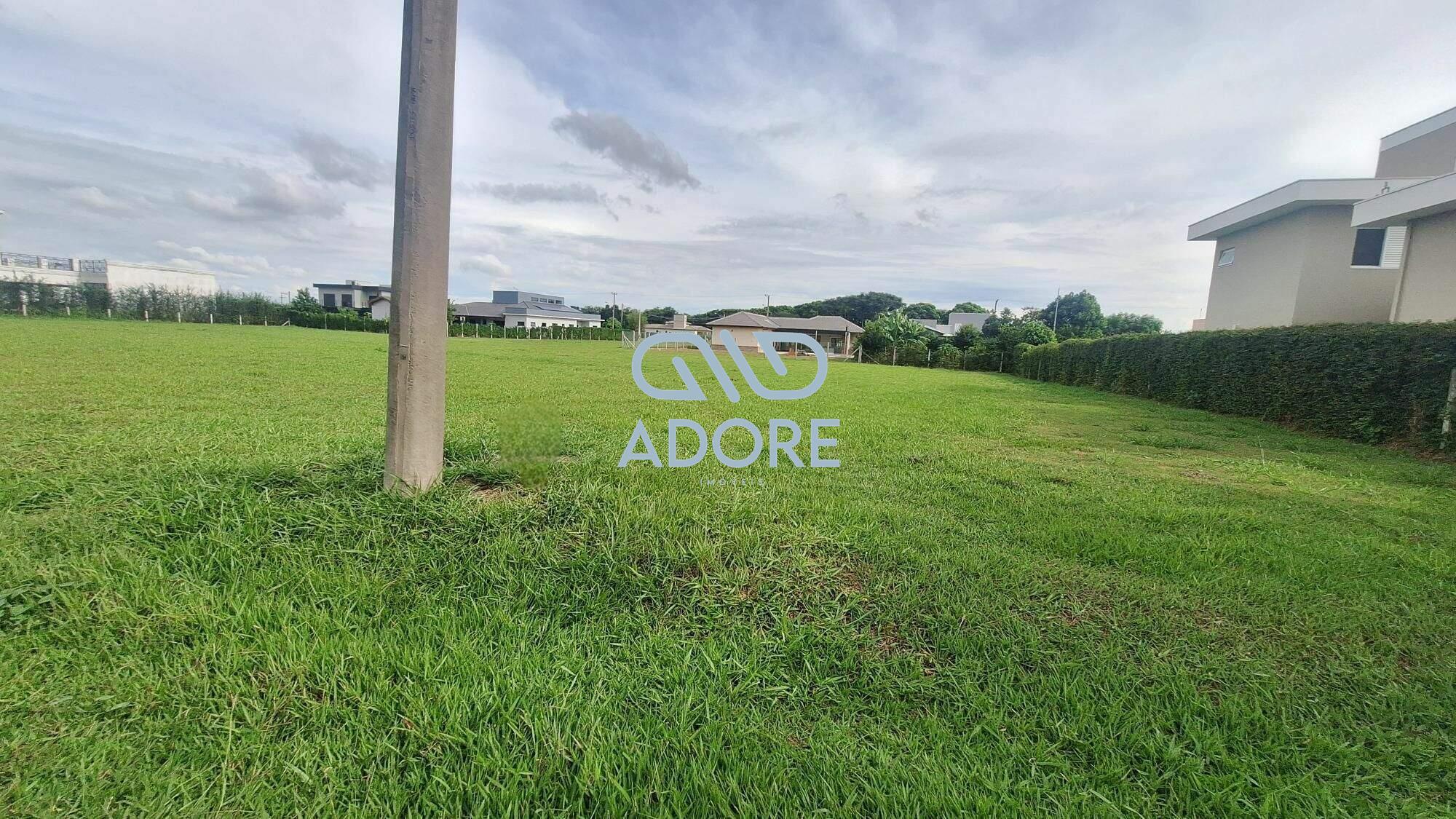 Terreno à venda no Condomínio Primavera : 