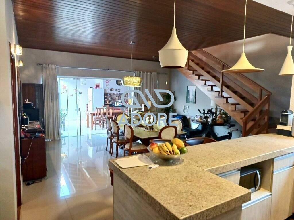 Casa de Condomínio à venda no Jardim Cidade Jardim: 