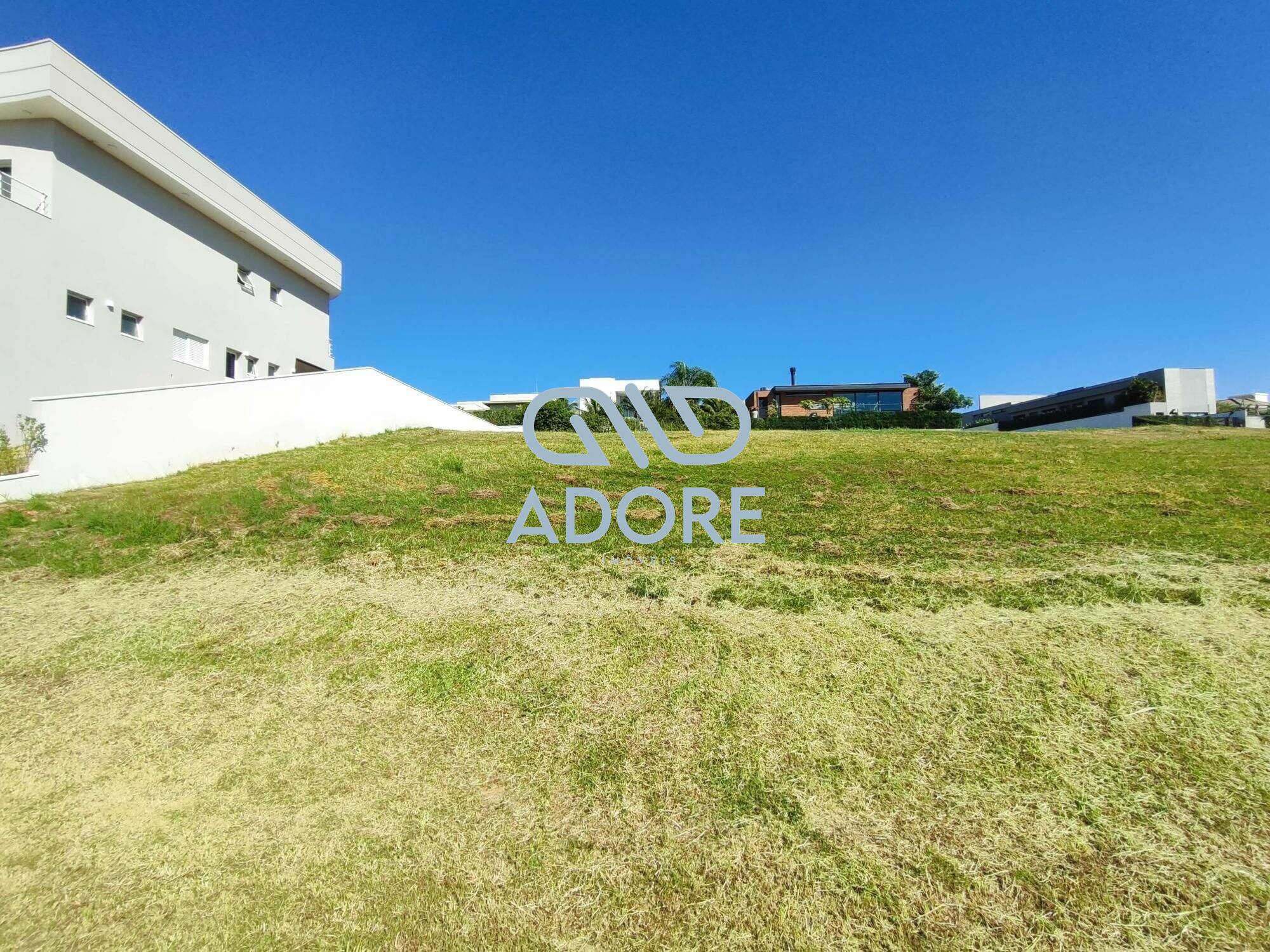 Terreno à venda no Condomínio Xapada Parque Ytu: 