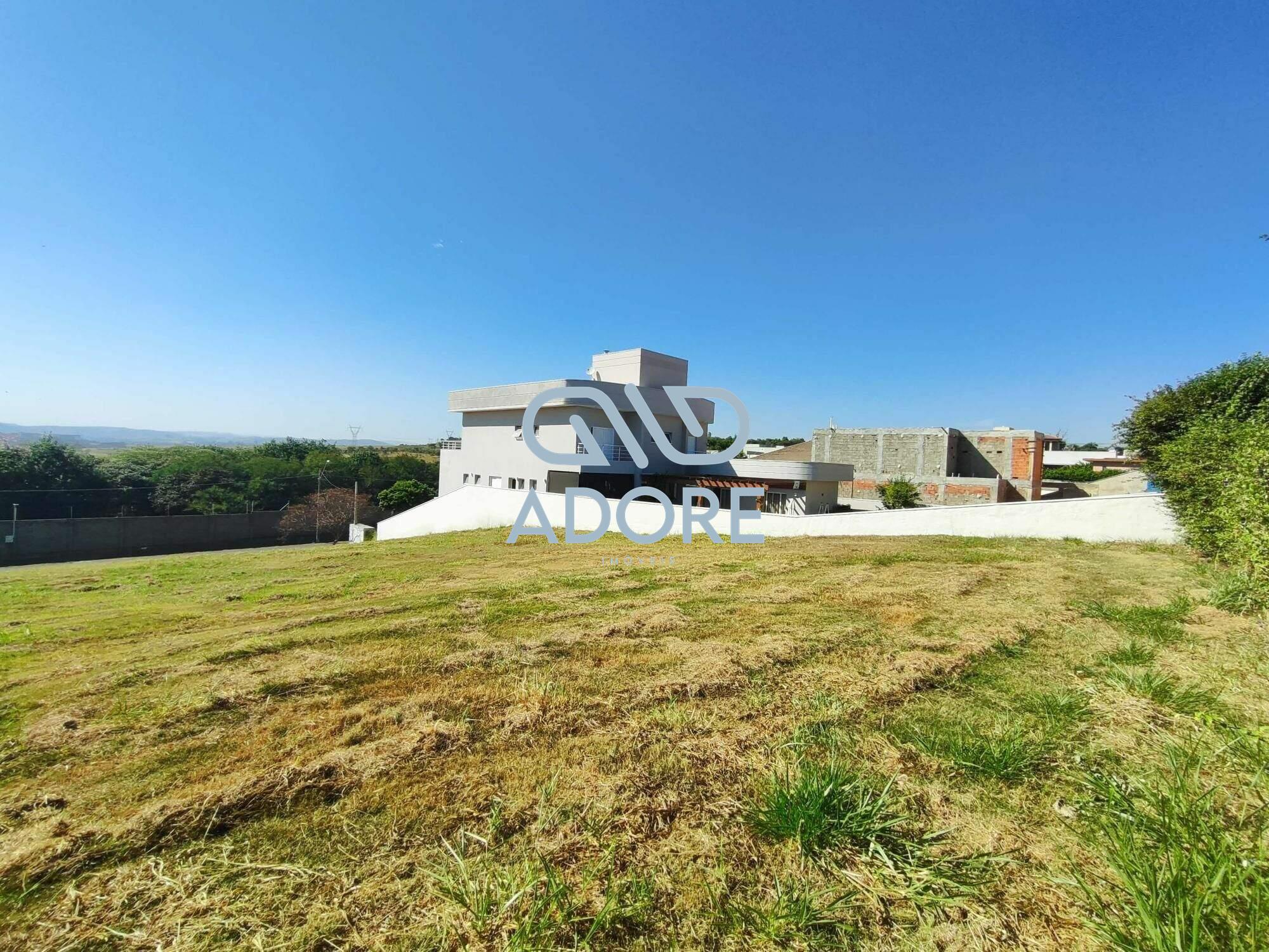 Terreno à venda no Condomínio Xapada Parque Ytu: 