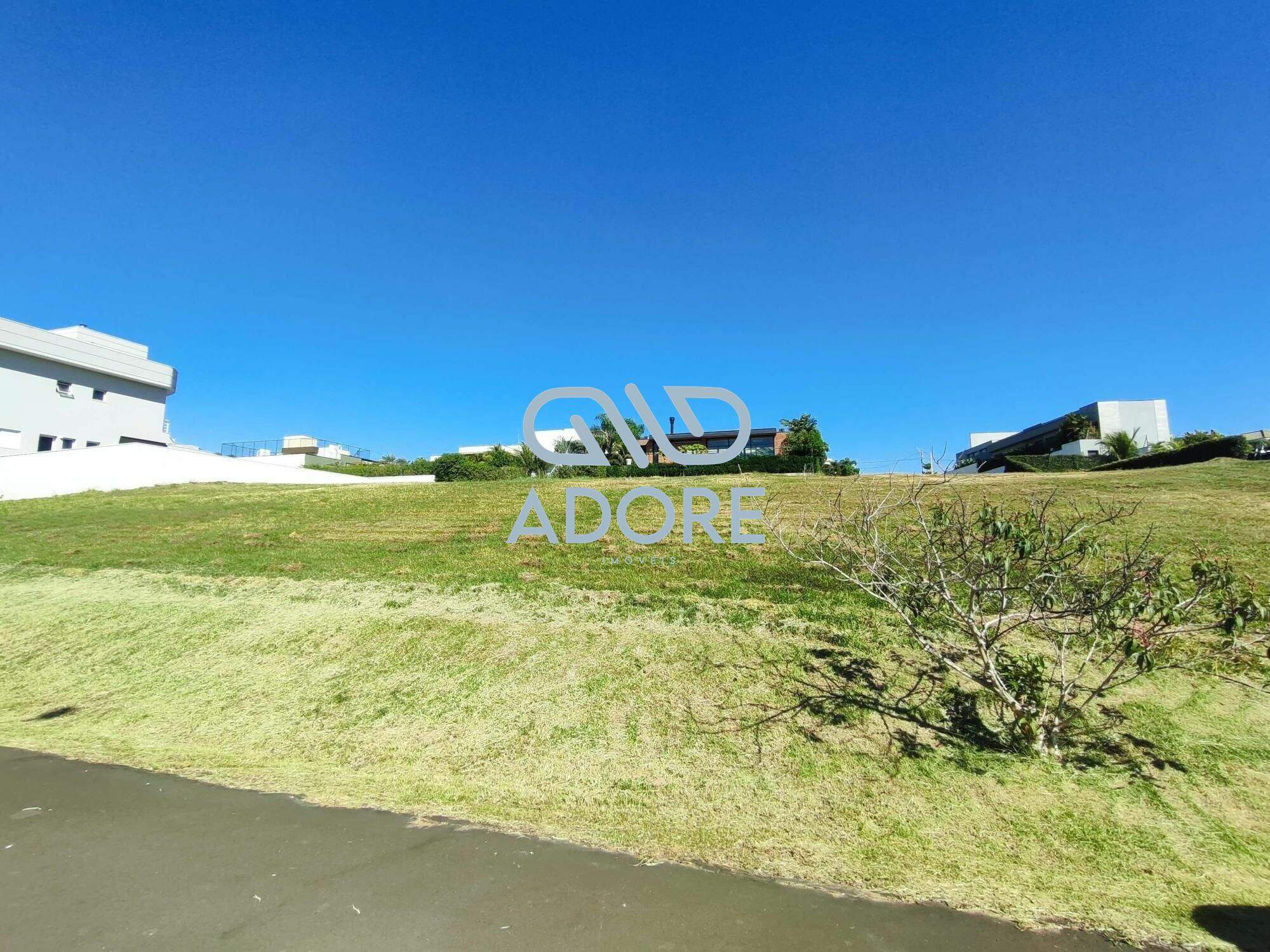 Terreno à venda no Condomínio Xapada Parque Ytu: 