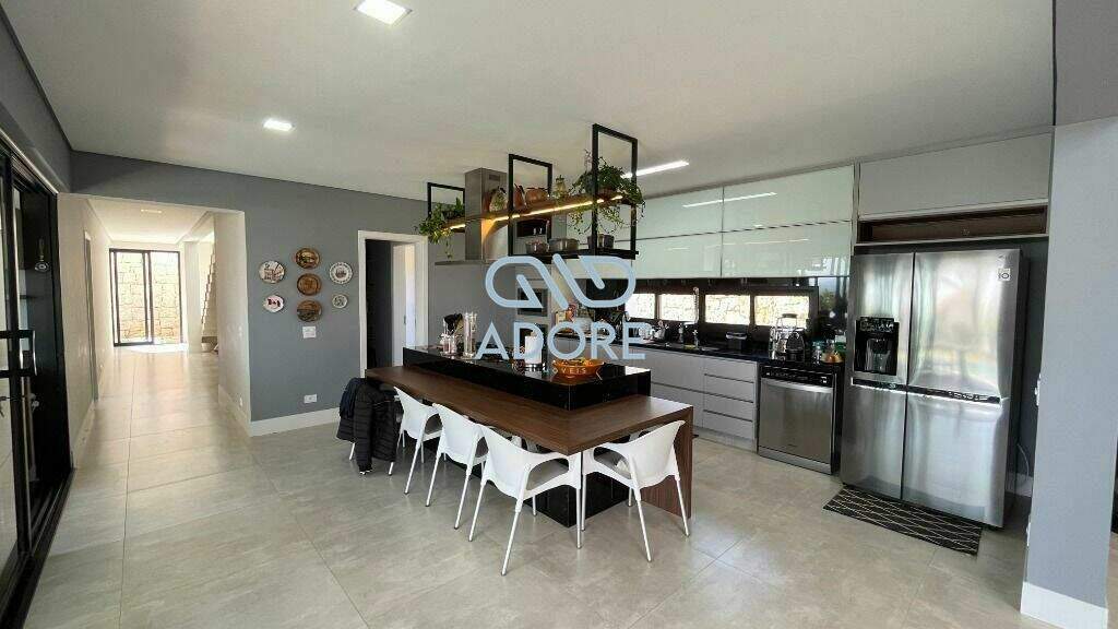 Casa de Condomínio à venda no Kurumin: 