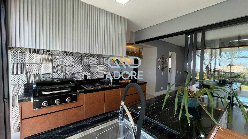 Casa de Condomínio à venda no Kurumin: 