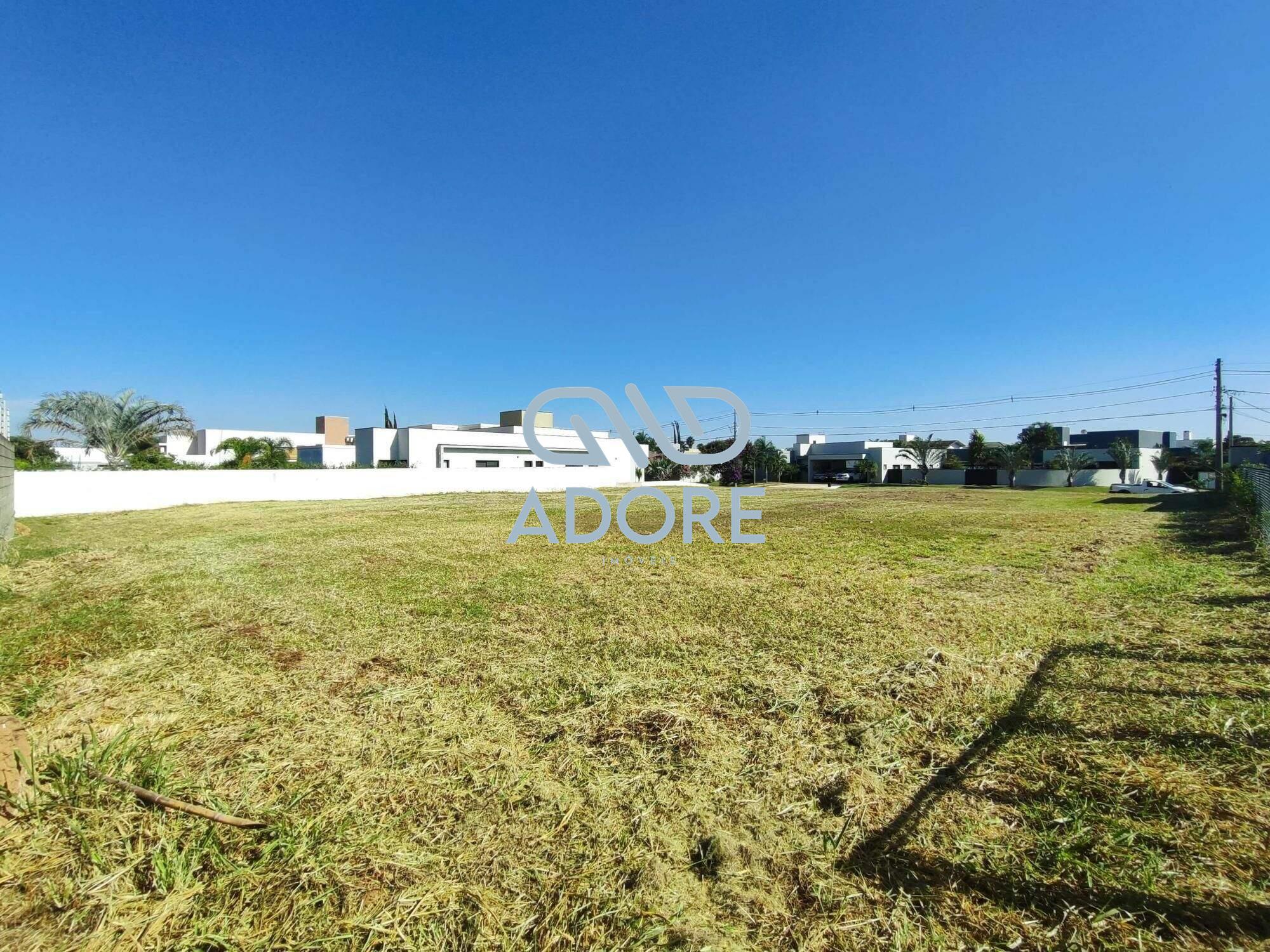 Terreno à venda no Condomínio Xapada Parque Ytu: 