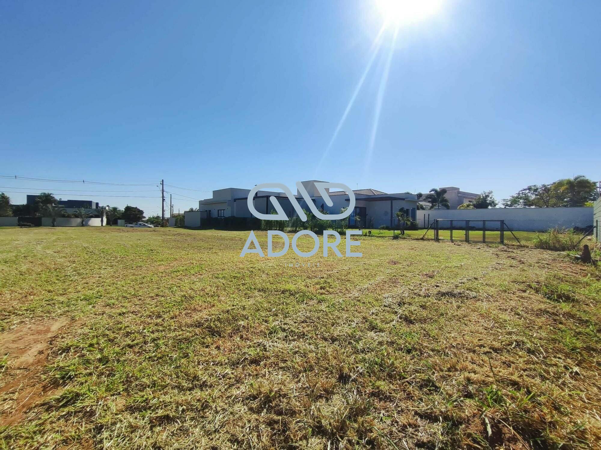 Terreno à venda no Condomínio Xapada Parque Ytu: 