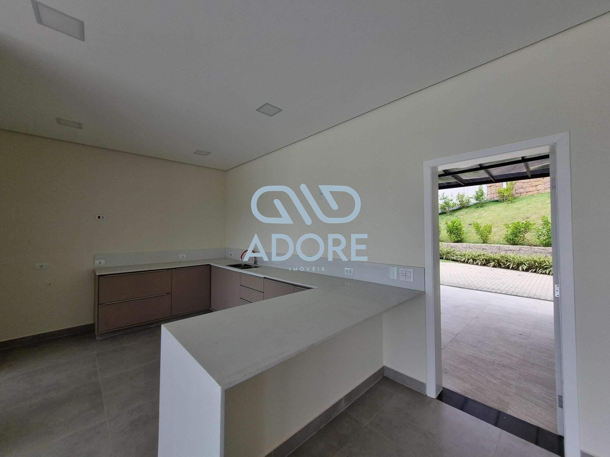 Casa de Condomínio à venda no Condomínio Plaza Athénée: 