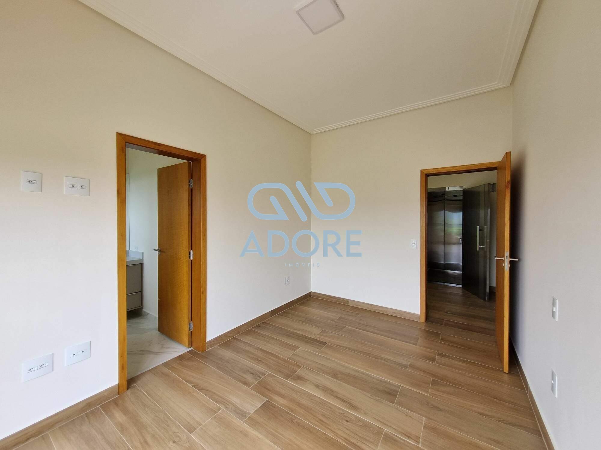 Casa de Condomínio à venda no Condomínio Plaza Athénée: 