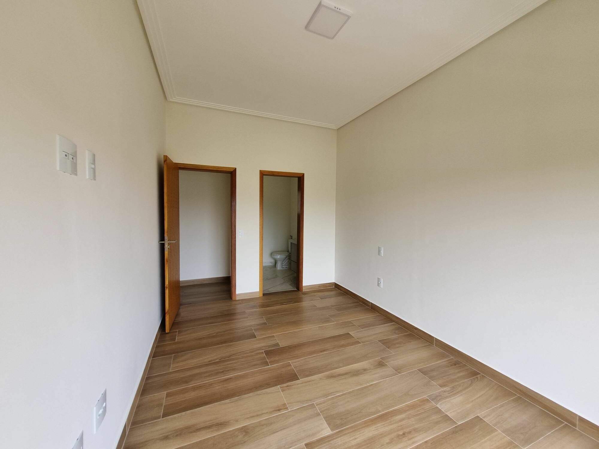 Casa de Condomínio à venda no Condomínio Plaza Athénée: 