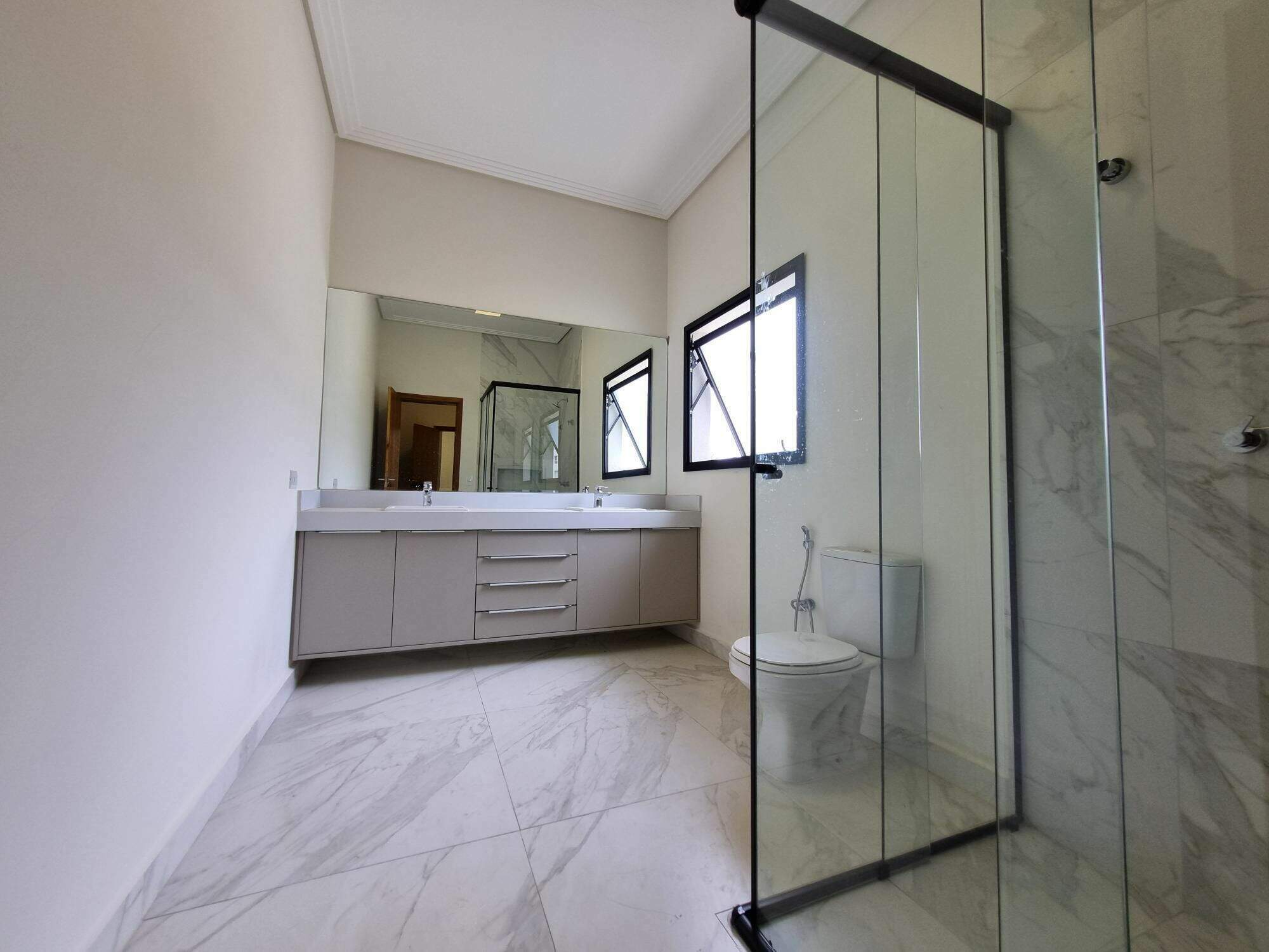 Casa de Condomínio à venda no Condomínio Plaza Athénée: 