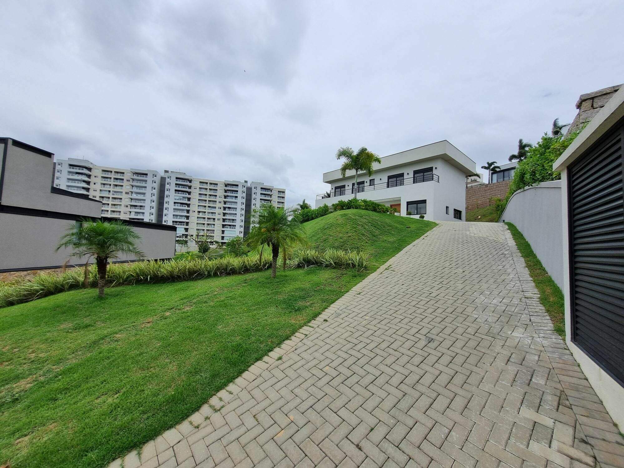Casa de Condomínio à venda no Condomínio Plaza Athénée: 