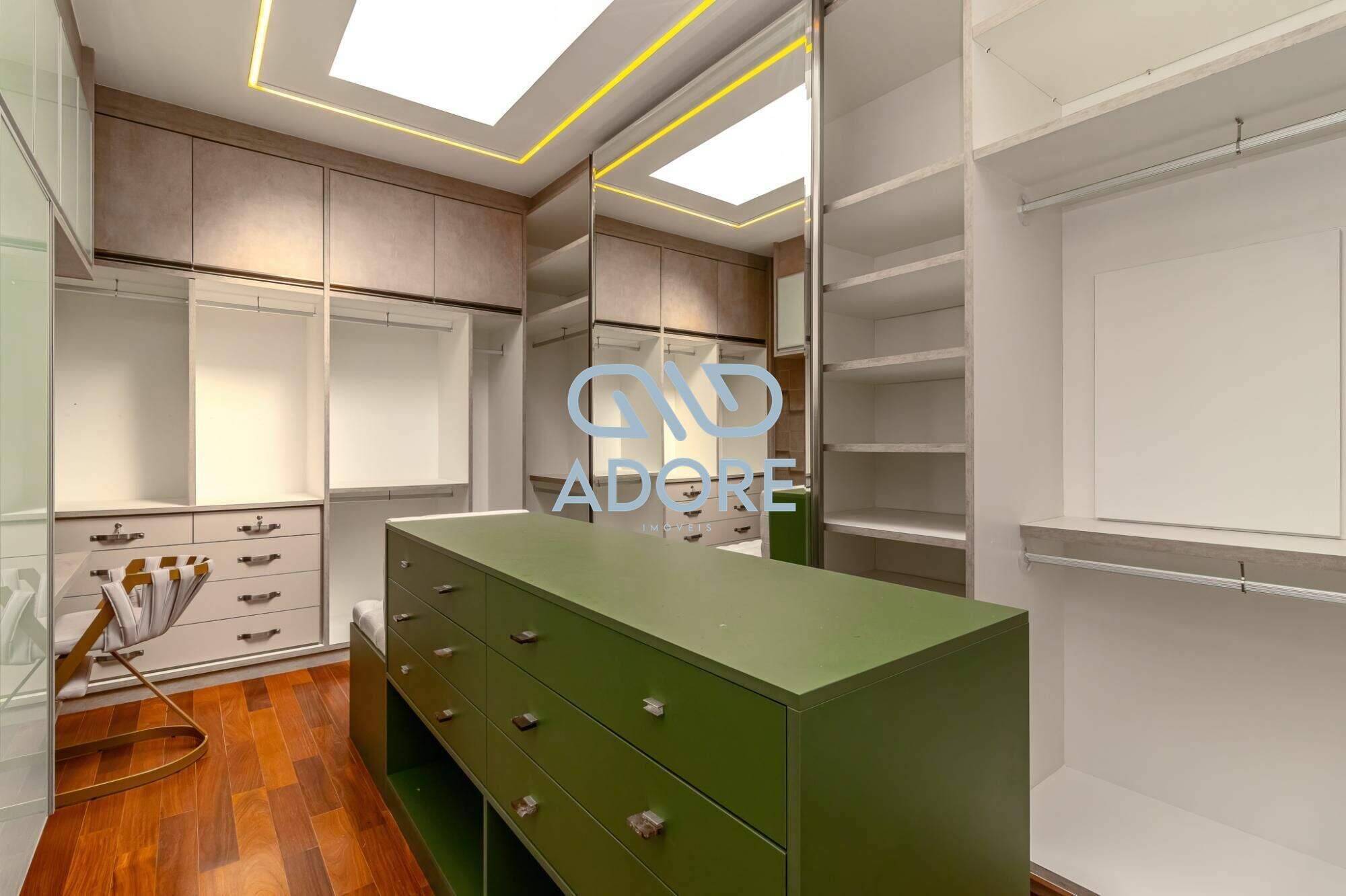 Casa de Condomínio à venda no Condomínio Plaza Athénée: 