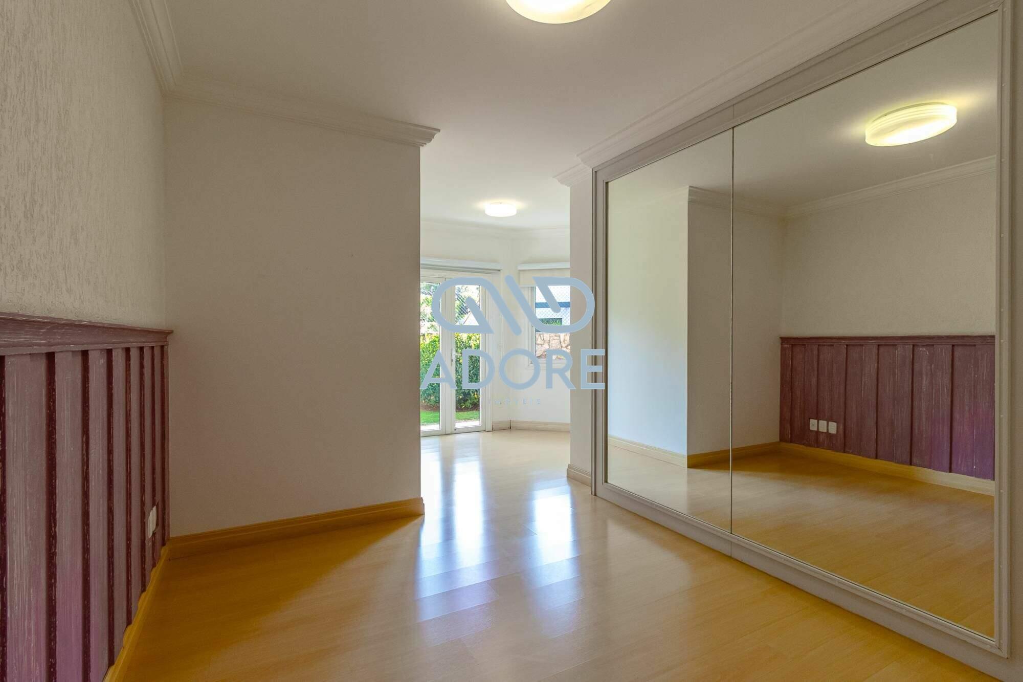 Casa de Condomínio à venda no Condomínio Plaza Athénée: 