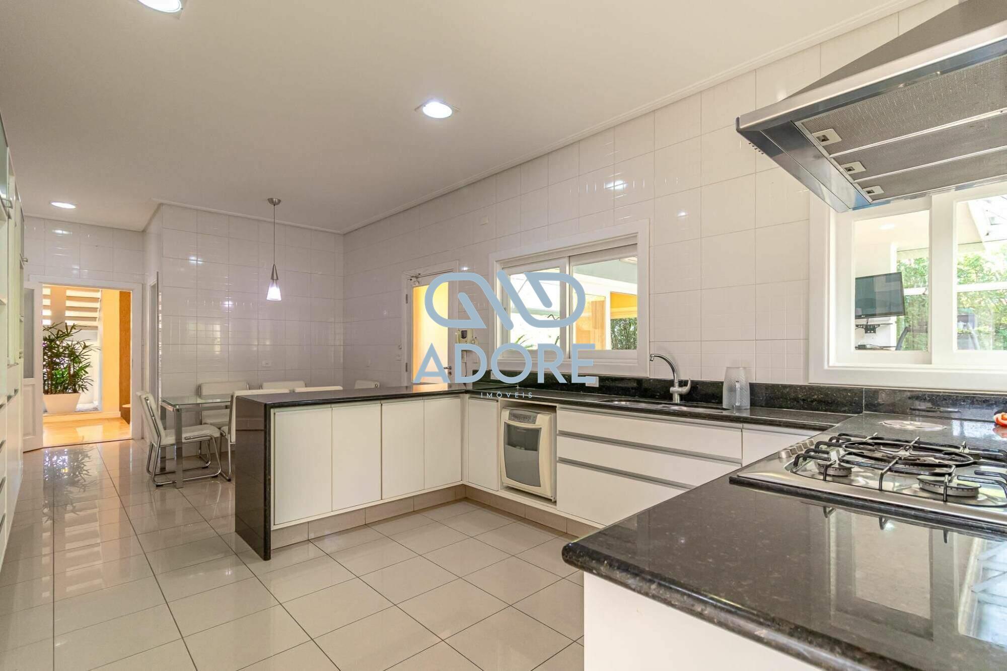 Casa de Condomínio à venda no Condomínio Plaza Athénée: 