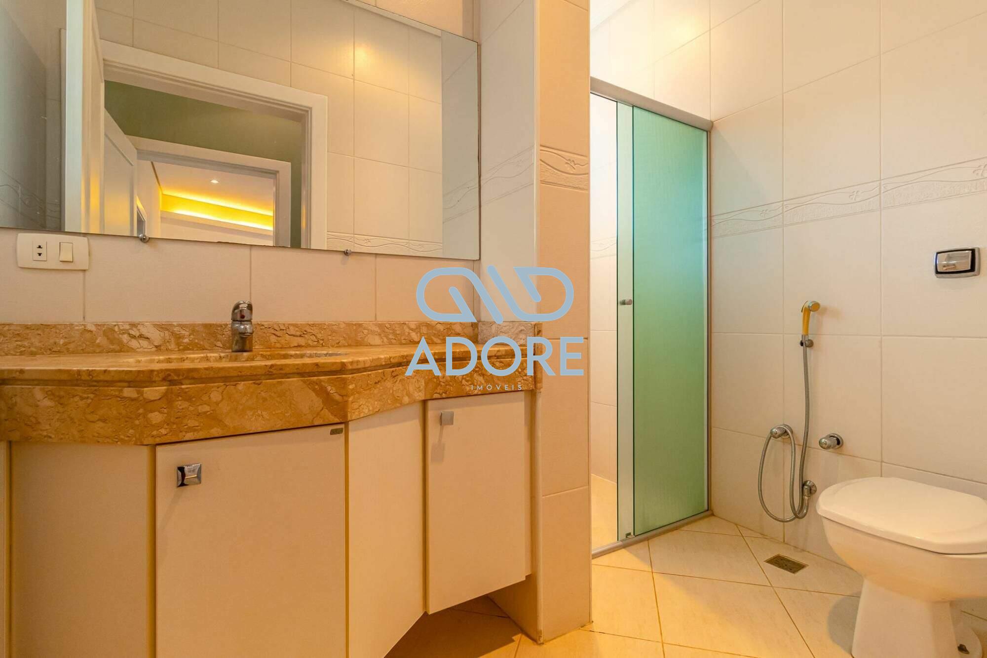 Casa de Condomínio à venda no Condomínio Plaza Athénée: 