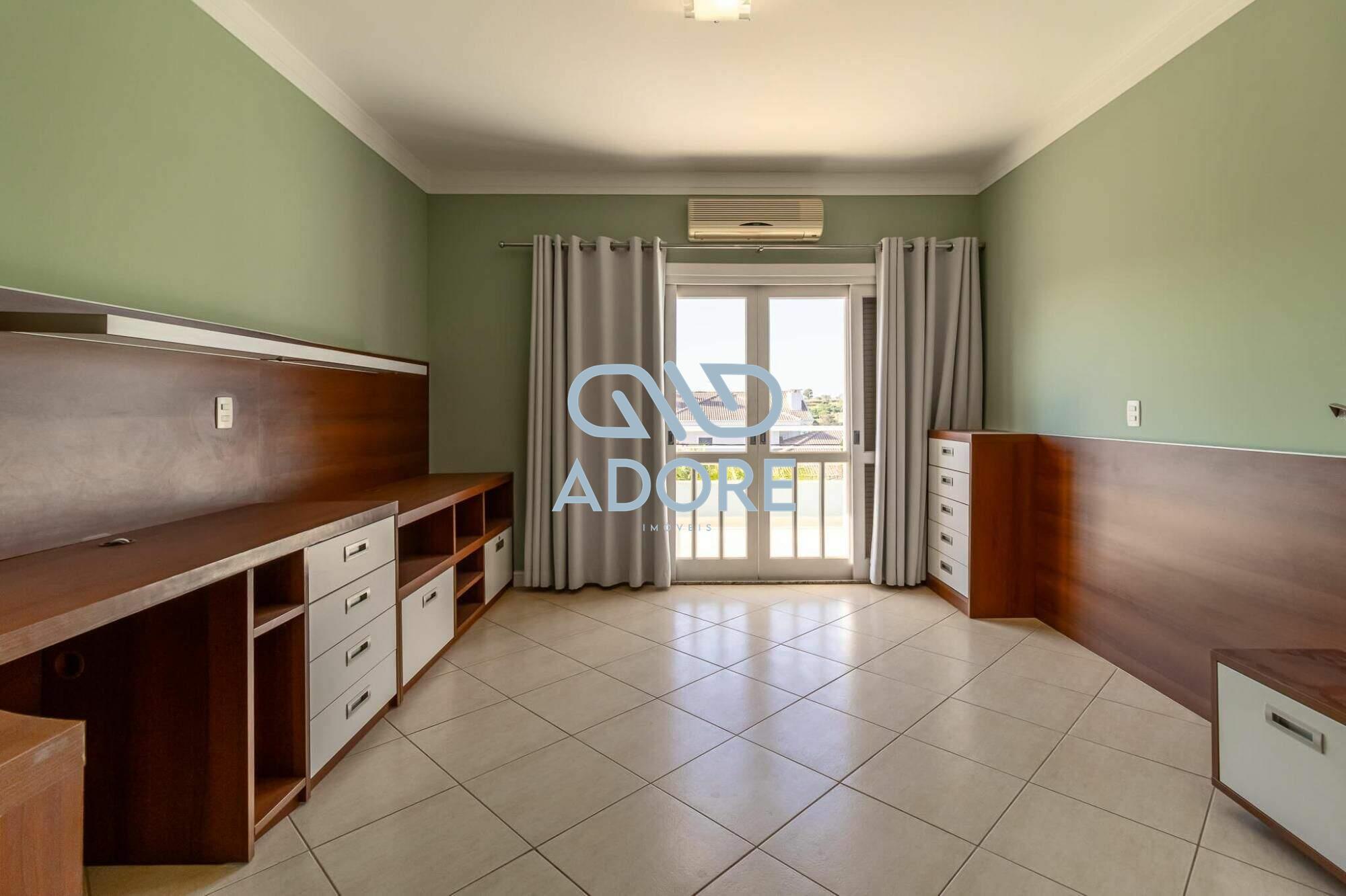 Casa de Condomínio à venda no Condomínio Plaza Athénée: 