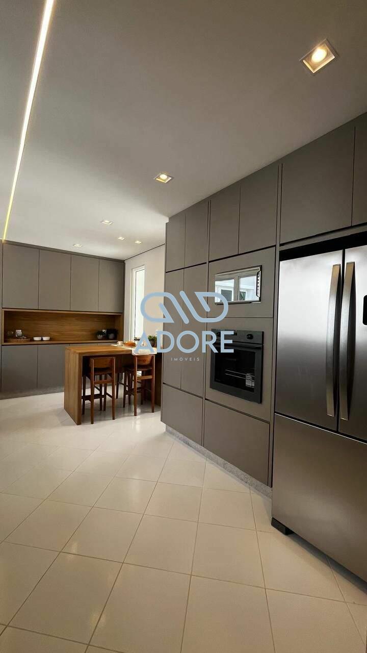 Casa de Condomínio à venda no Condomínio Plaza Athénée: 