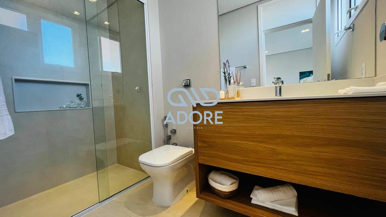 Casa de Condomínio à venda no Condomínio Plaza Athénée: 