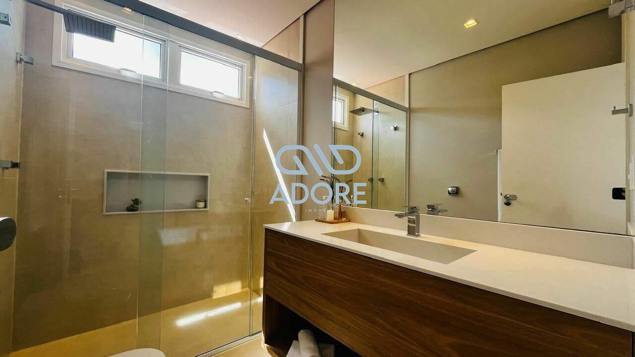 Casa de Condomínio à venda no Condomínio Plaza Athénée: 