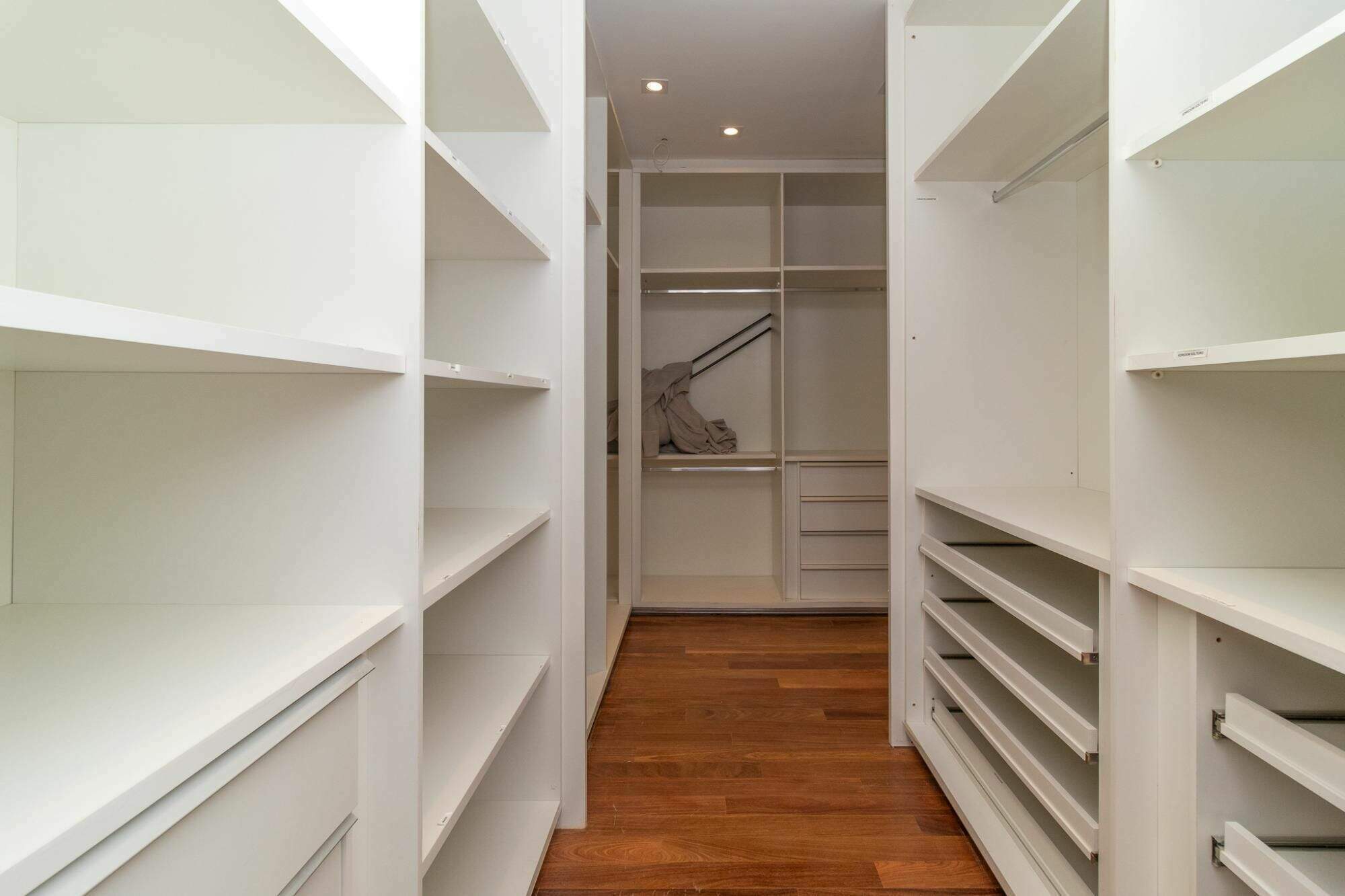 Casa de Condomínio à venda no Condomínio Plaza Athénée: 