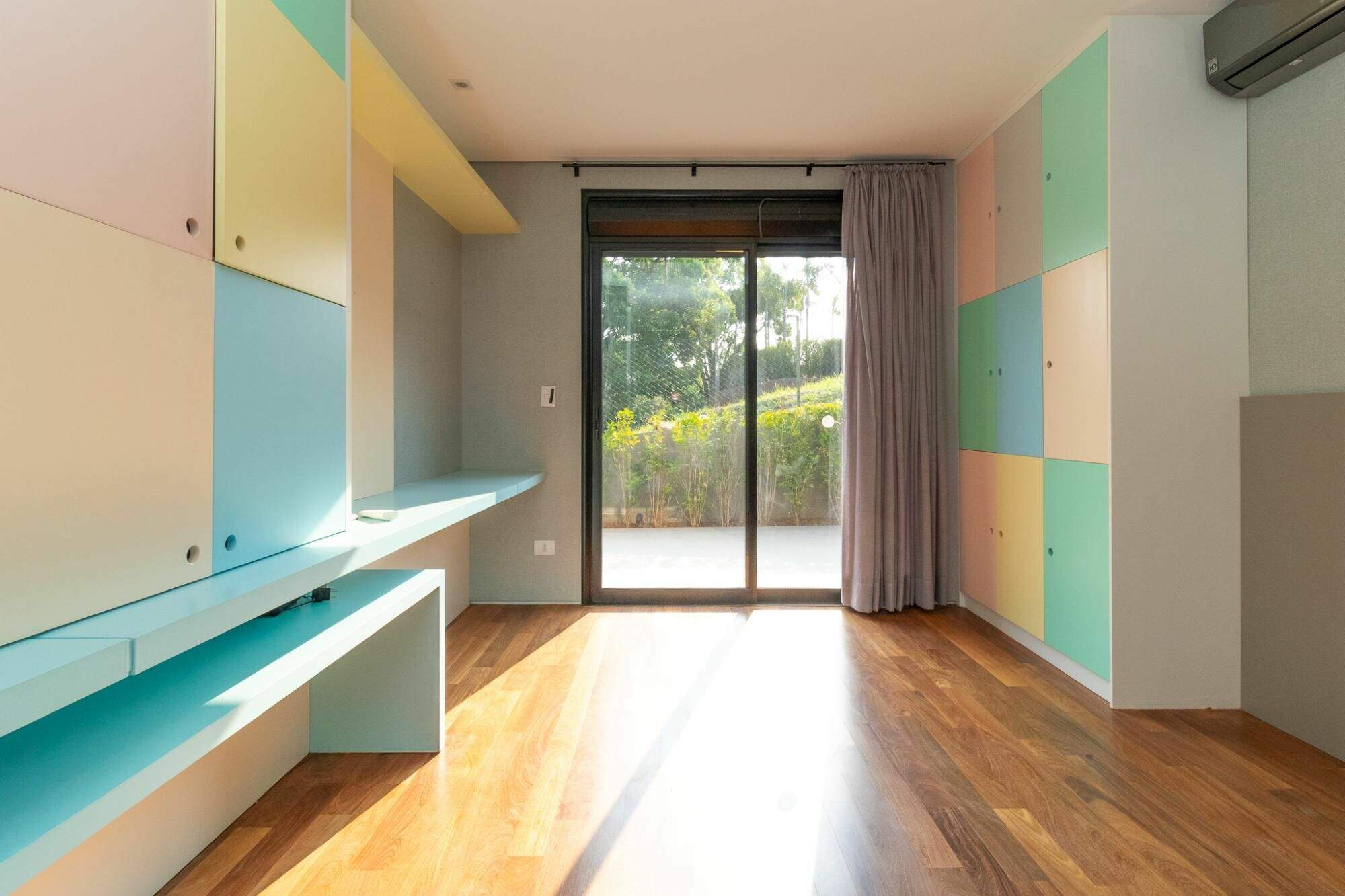 Casa de Condomínio à venda no Condomínio Plaza Athénée: 