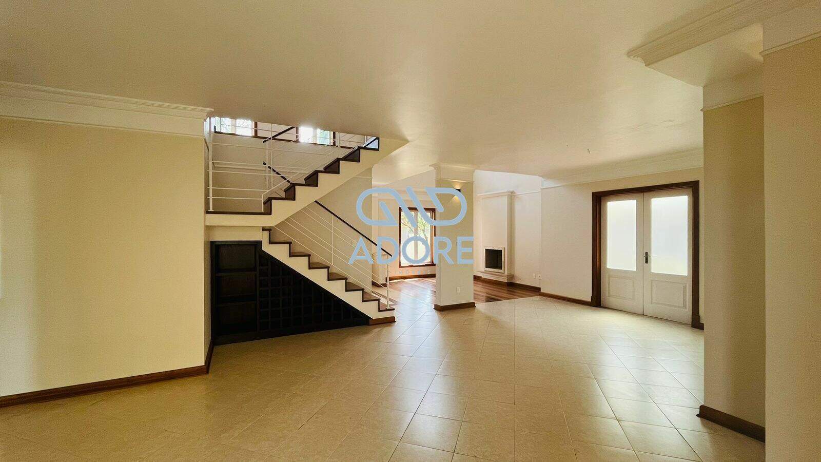 Casa de Condomínio à venda no Condomínio Plaza Athénée: 