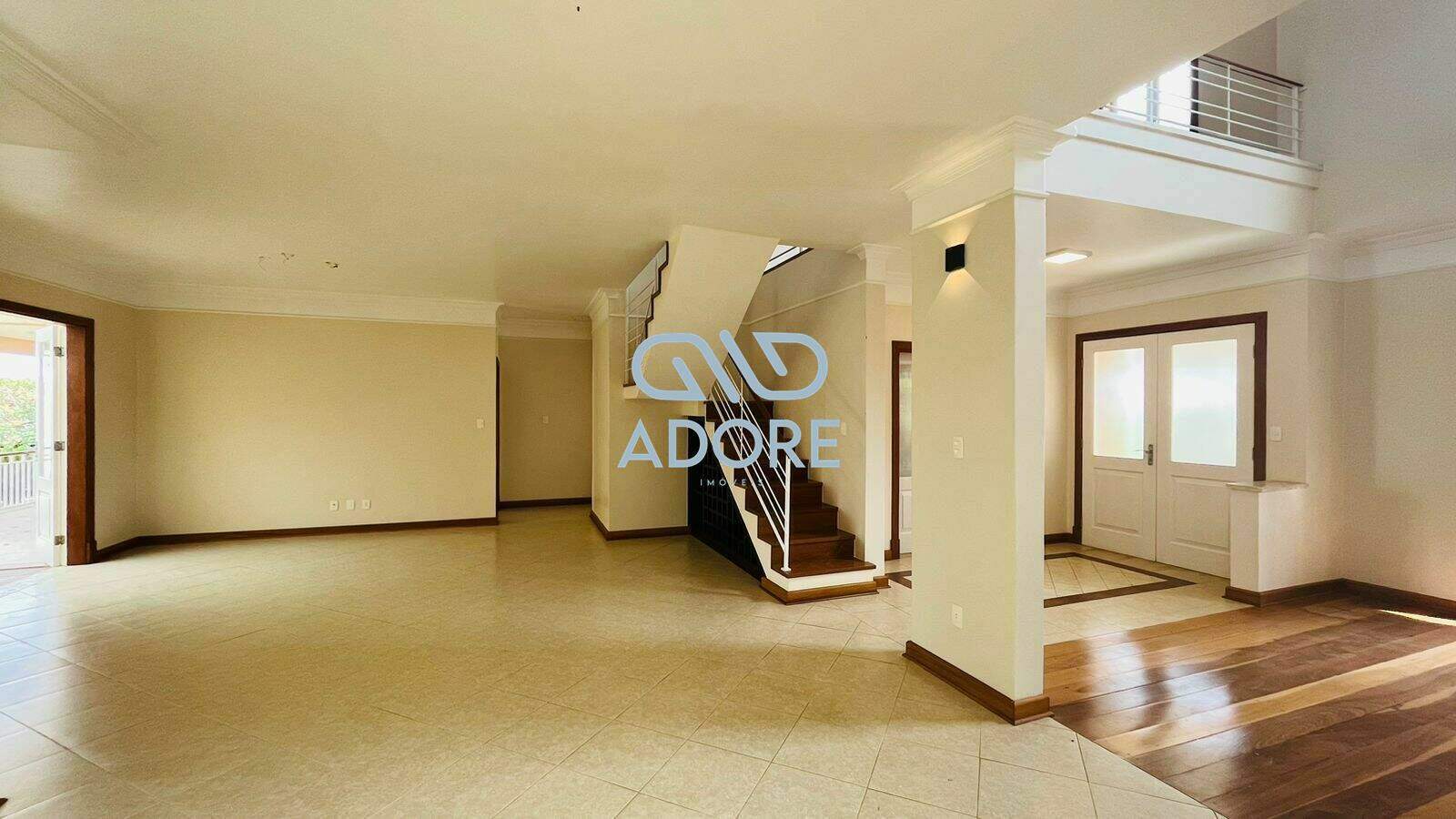 Casa de Condomínio à venda no Condomínio Plaza Athénée: 