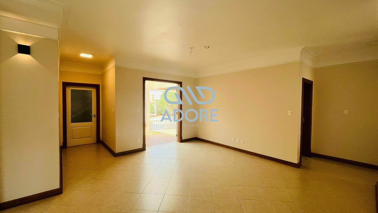 Casa de Condomínio à venda no Condomínio Plaza Athénée: 