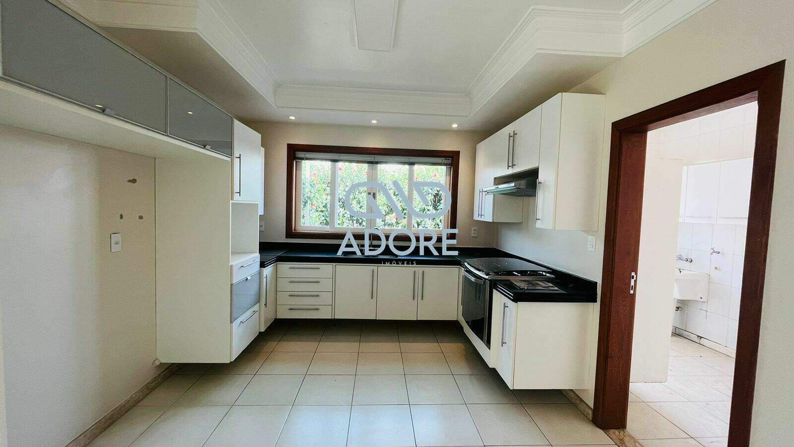 Casa de Condomínio à venda no Condomínio Plaza Athénée: 