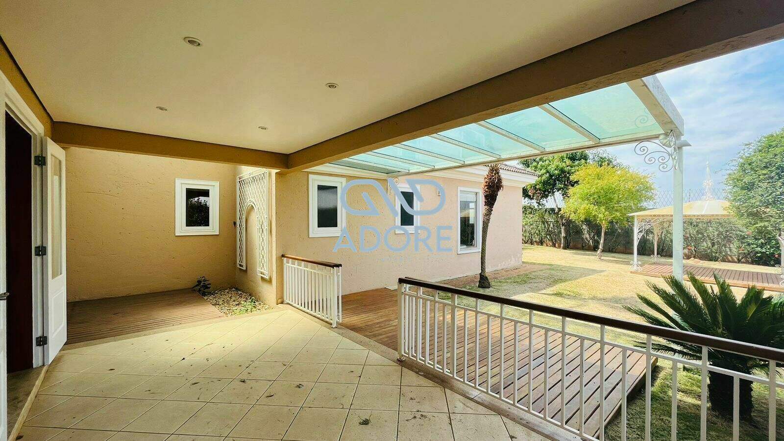 Casa de Condomínio à venda no Condomínio Plaza Athénée: 