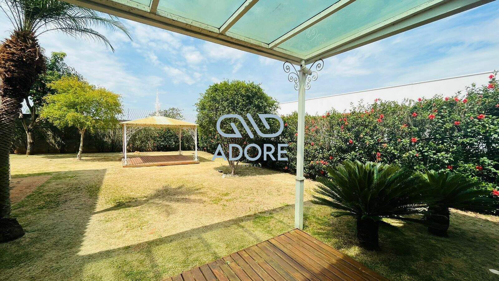 Casa de Condomínio à venda no Condomínio Plaza Athénée: 