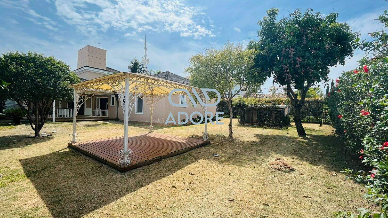 Casa de Condomínio à venda no Condomínio Plaza Athénée: 