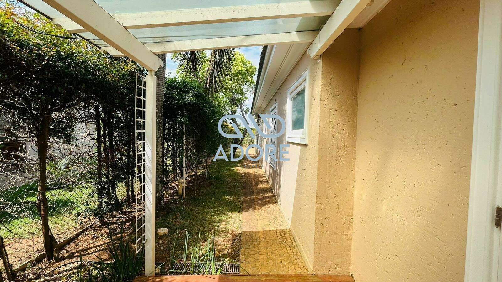 Casa de Condomínio à venda no Condomínio Plaza Athénée: 