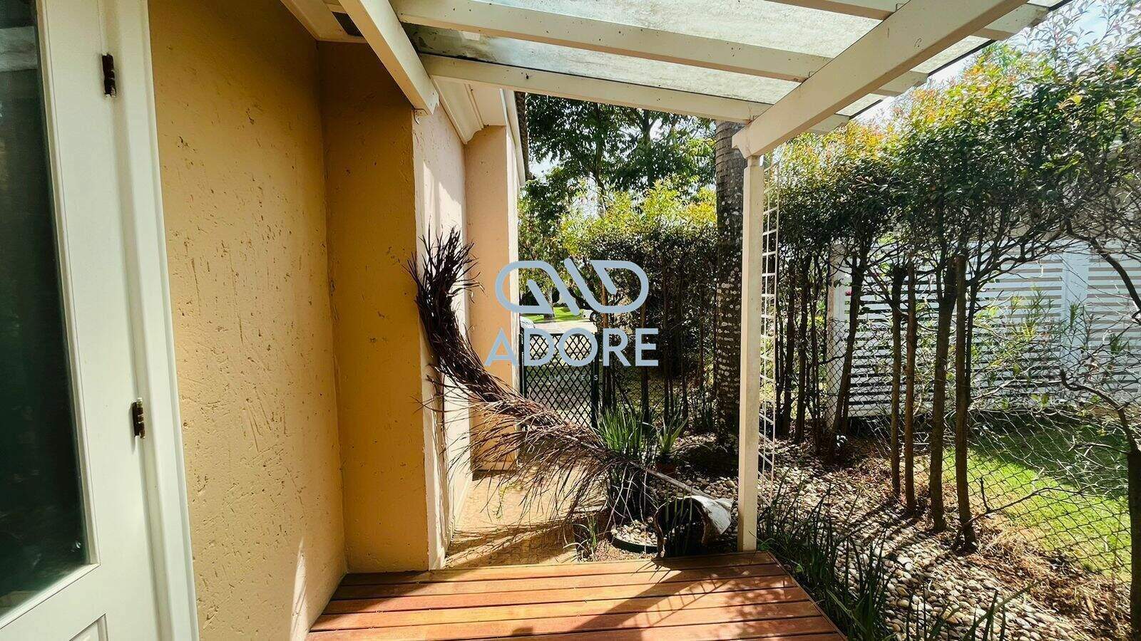 Casa de Condomínio à venda no Condomínio Plaza Athénée: 