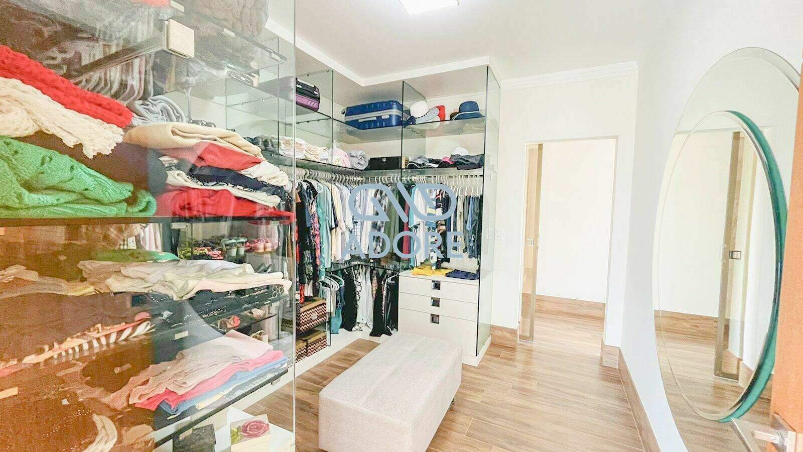 Casa de Condomínio à venda no Condomínio Plaza Athénée: 