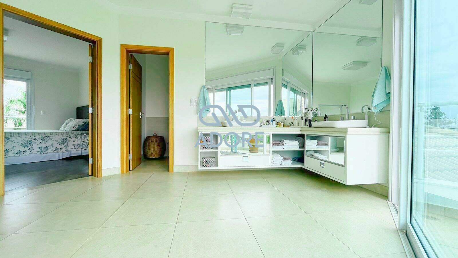 Casa de Condomínio à venda no Condomínio Plaza Athénée: 