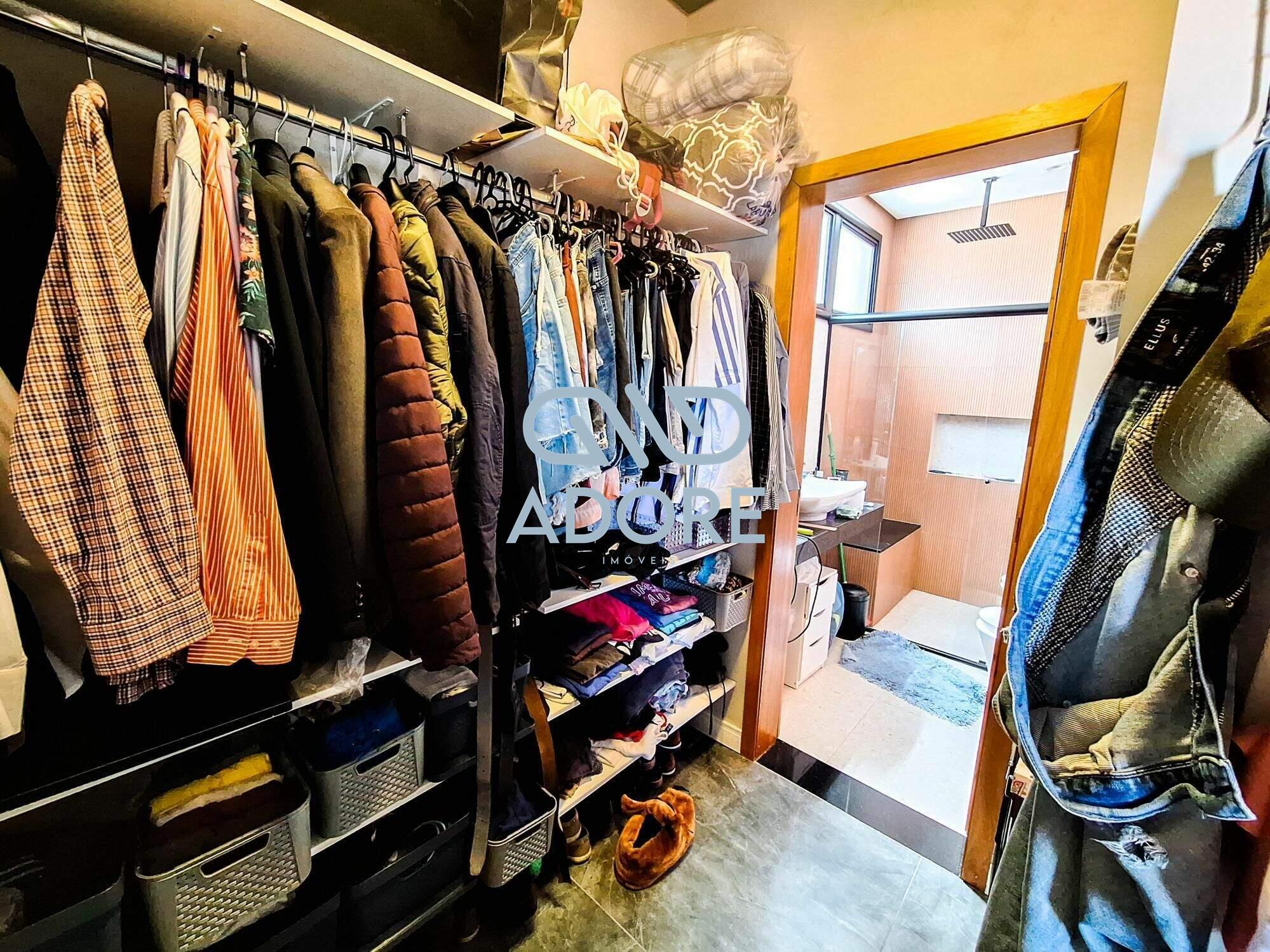 Casa de Condomínio à venda no Condomínio Ilha das Aguas: 