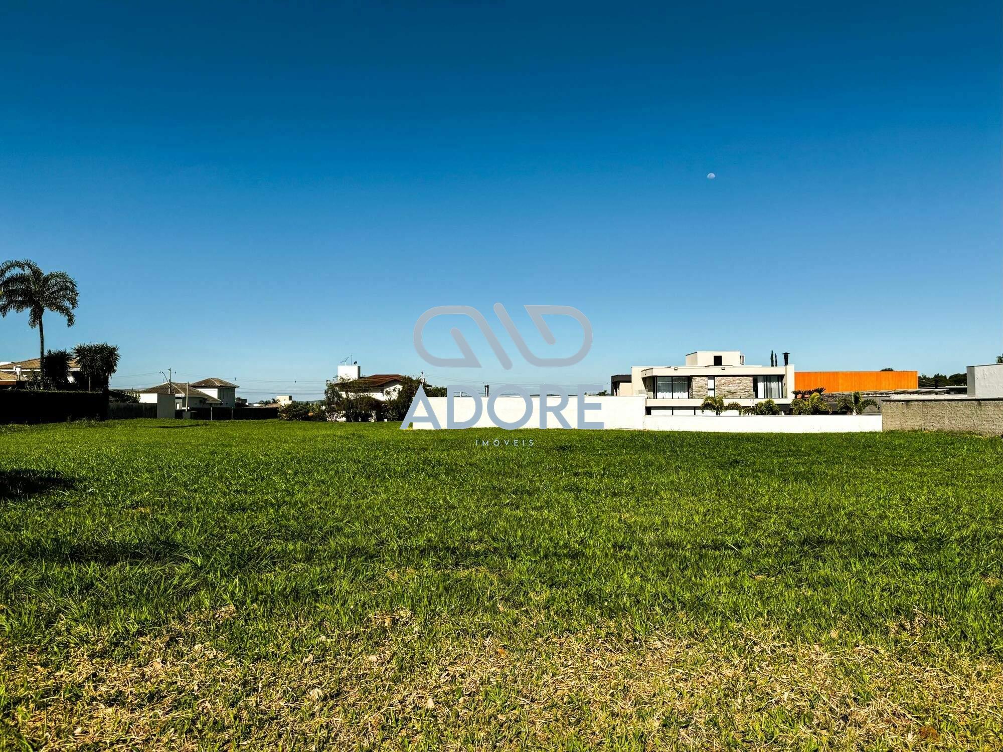 Terreno à venda no Condomínio Xapada Parque Ytu: 