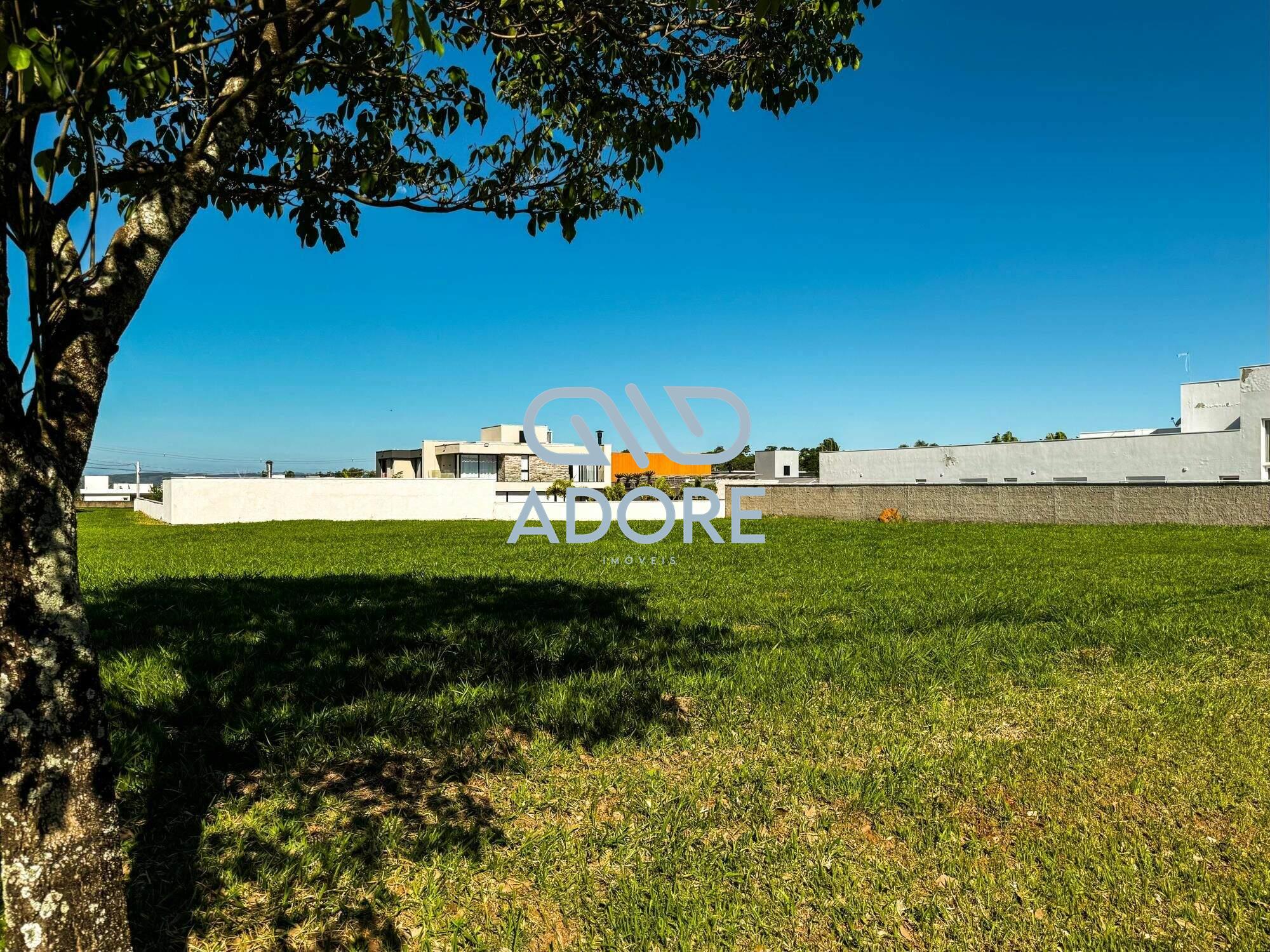 Terreno à venda no Condomínio Xapada Parque Ytu: 