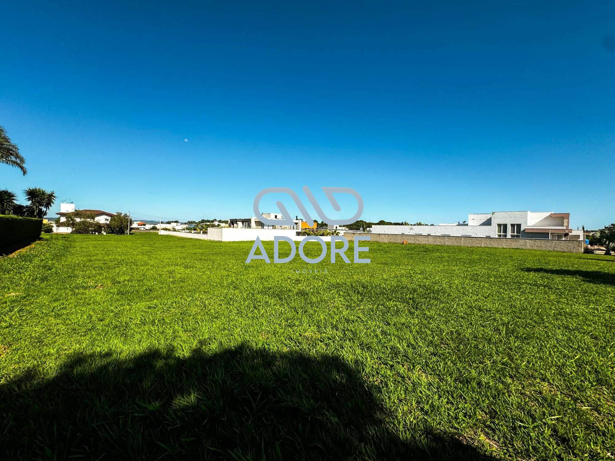 Terreno à venda no Condomínio Xapada Parque Ytu: 
