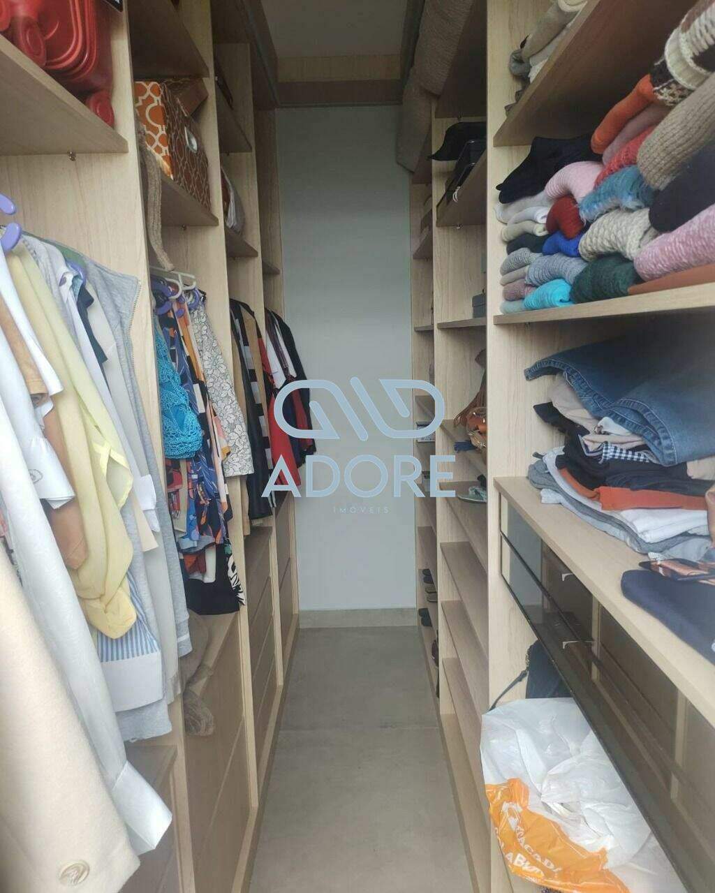 Casa de Condomínio à venda no Jardins do Império: 