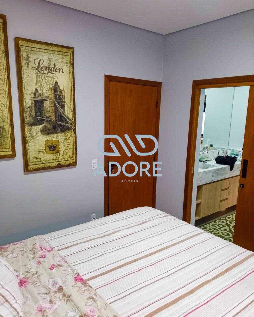 Casa de Condomínio à venda no Jardins do Império: 