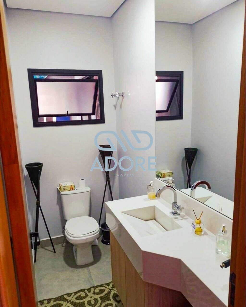 Casa de Condomínio à venda no Jardins do Império: 