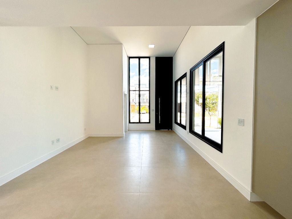 Casa de Condomínio à venda no Vila Romão: 