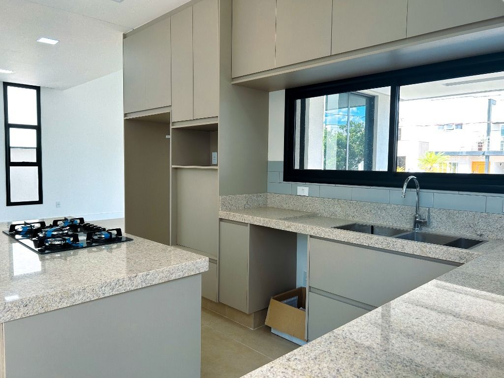 Casa de Condomínio à venda no Vila Romão: 