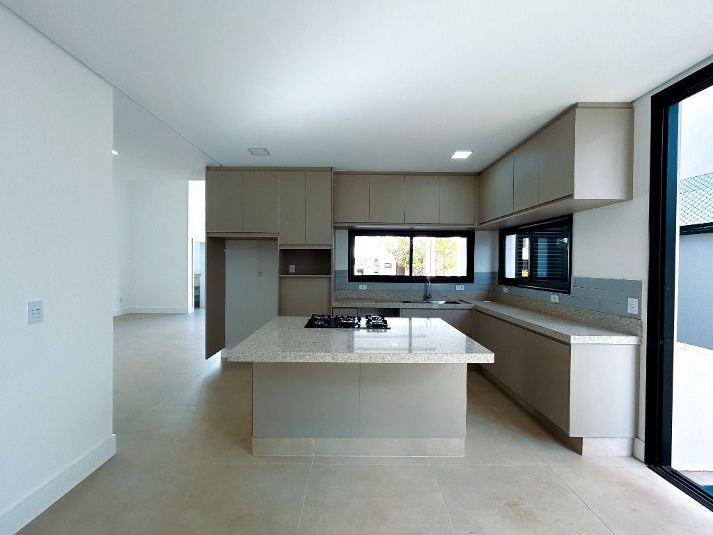 Casa de Condomínio à venda no Vila Romão: 