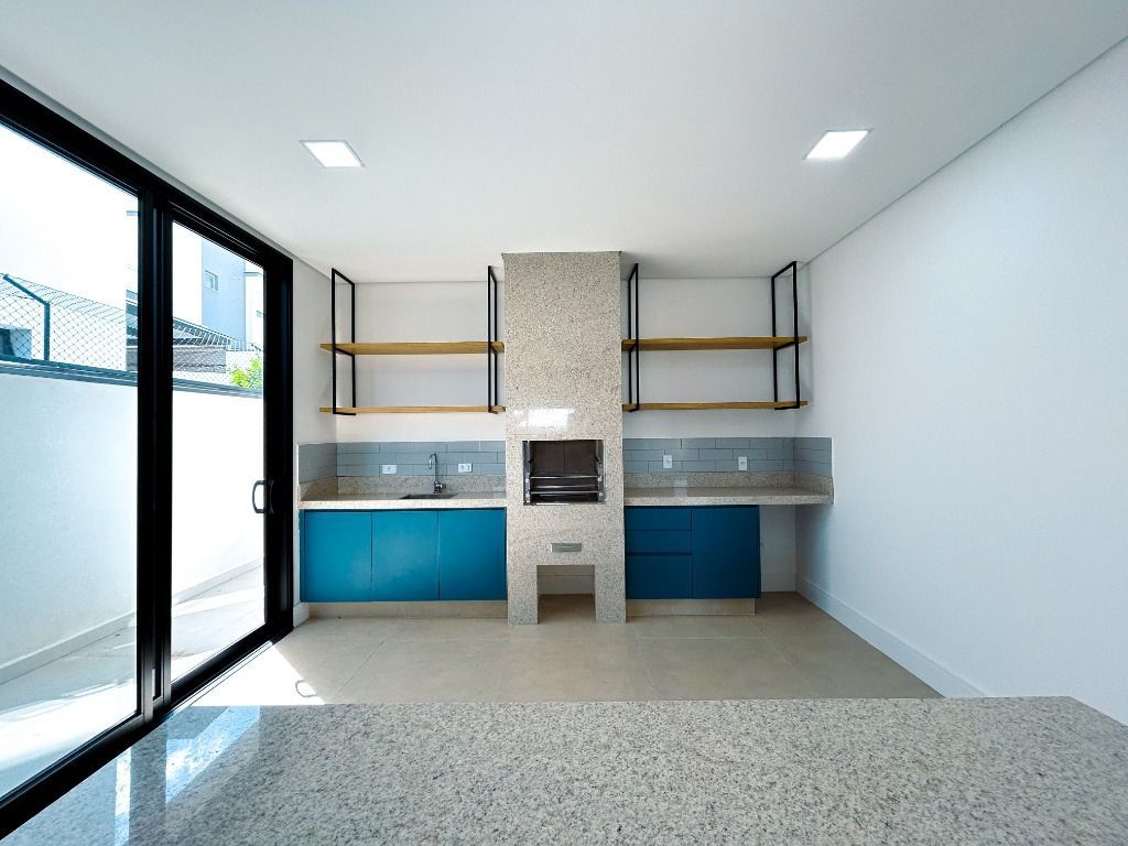 Casa de Condomínio à venda no Vila Romão: 